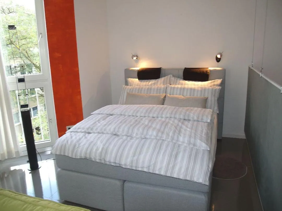 B51 Business Apartments Dusseldorf 0*,
